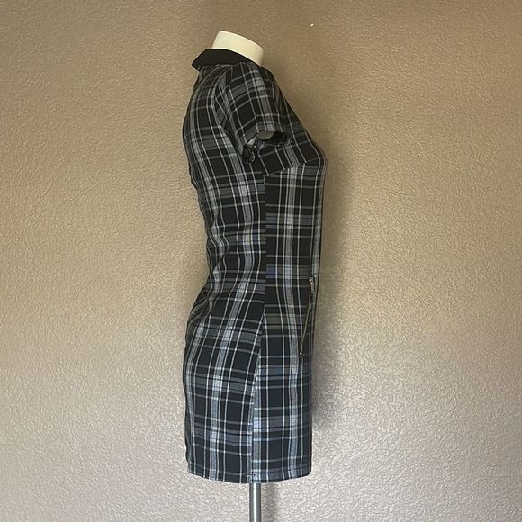 Forever 21 Collared Plaid Mini Dress - Picture 3 of 5
